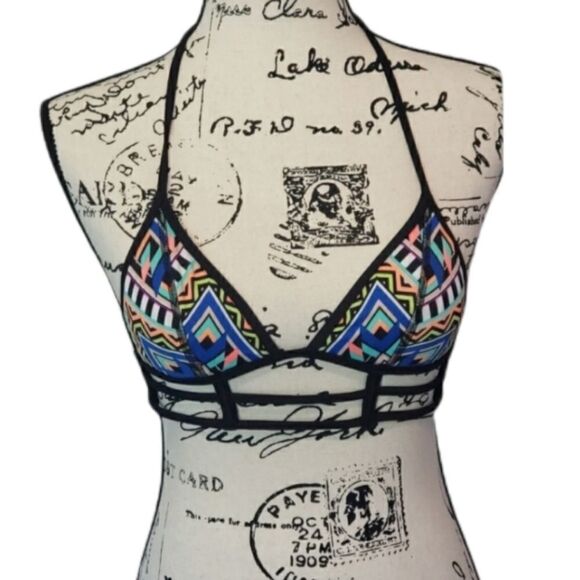 Victoria Secret PINK cage front bikini top - Picture 1 of 1